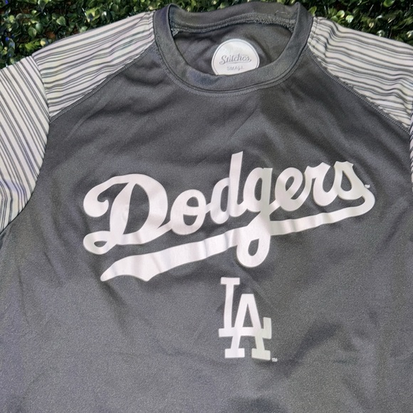 Men’s Stitches Los Angeles Dodgers Polyester shirt - Picture 2 of 3